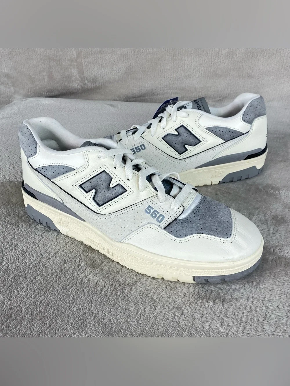 New Balance 550 Sea Salt Grey Leather Mens Size 13 Basketball Shoes BB550LEM NEW